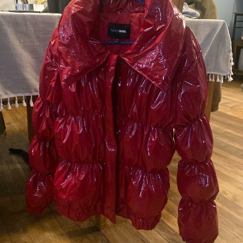 Never worn red puffer jacket size M